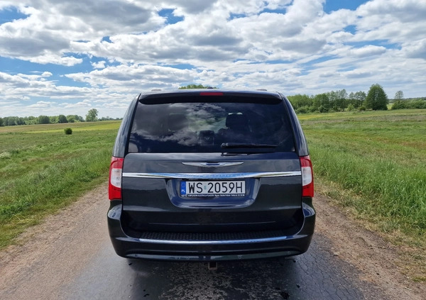 Chrysler Town &amp; Country cena 66500 przebieg: 188888, rok produkcji 2014 z Siedlce małe 742